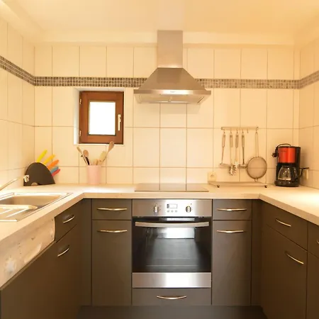 With Valley Views,, Cleaning Included Chalet
