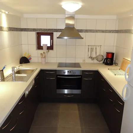 With Valley Views,, Cleaning Included Chalet